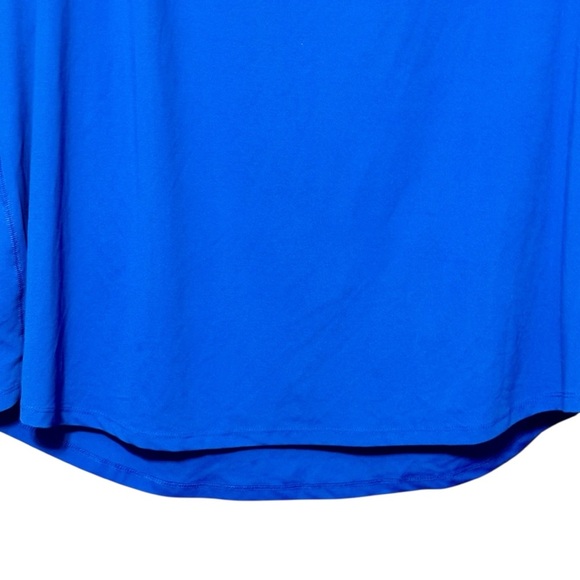 LIVI Active by Lane Bryant Blue Lightweight Back Cutout Athleisure Workout Top - Picture 3 of 9